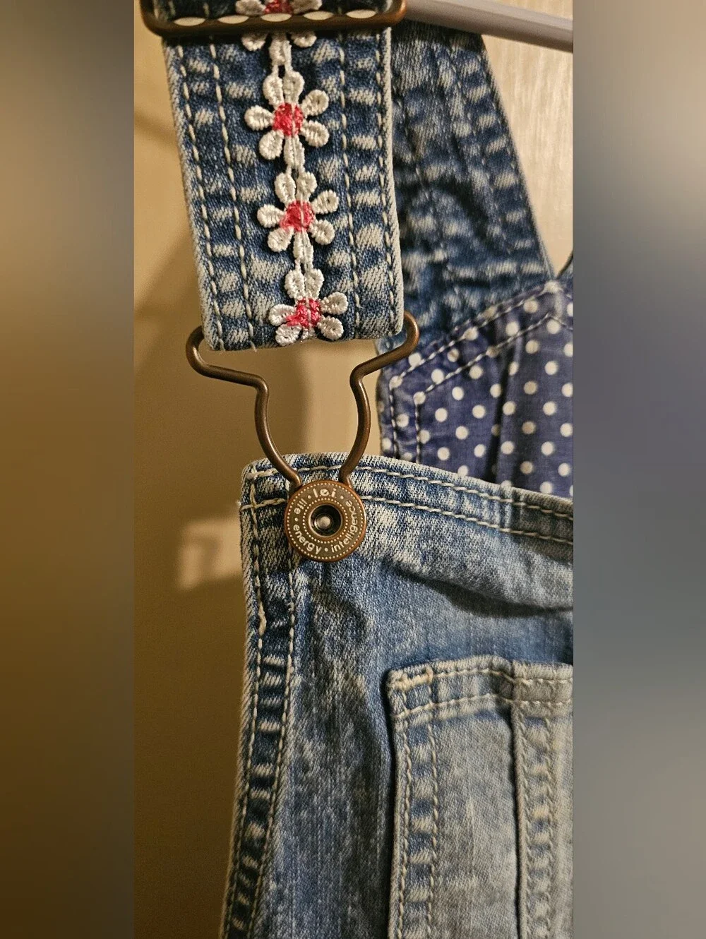 LEI Girls Medium 7/8 Embroidered Floral Jean Shorts Overalls